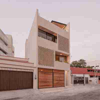 Spectacular House with private pool and garage Hotel Exterior