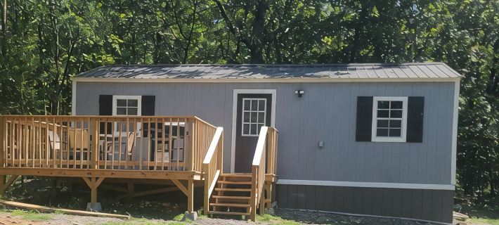Cute little costal cabin.  One mile from Lake Tenkiller.  Private Spa/Hot Tub Hotéis em Cherokee County