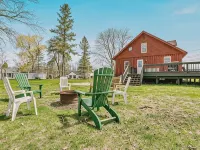 Lake Michigan views! Complimentary housekeeping with monthly stays Mar-Apr. Hotels in Two Rivers