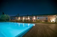 Herdade da Malhadinha Nova - Relais & Châteaux - Kolam Renang