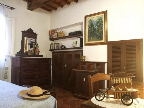 Apartment at only 4 min walk from the leaning Tower, with car parking
