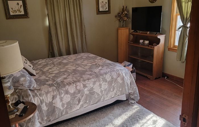 Charming 3-bedroom house with AC, WiFi in pleasant Hardwick