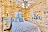 Amazing Foliage Views + Mountain View + Hot Tub + Fire Pit + Wrap-around Deck - Bjergudsigt