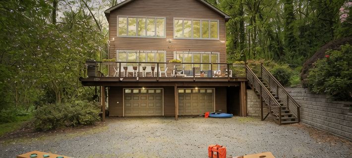 Family Luxury: 5Br, Beach, Kayaks, GameRm, Arcade, MovieRm, PingPong, Fire Pit Hotels in Calvert County