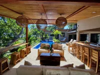 Beachfrontgem Perfect for Large Family Gatherings and Friend Reunions Hotels in Savegre