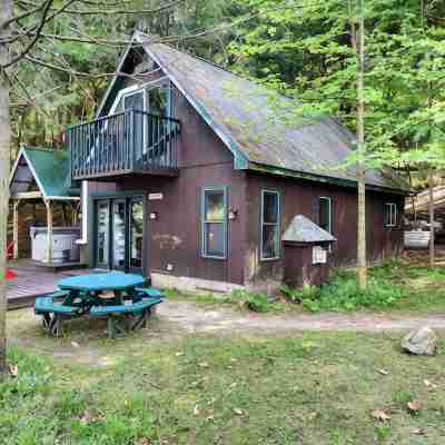 Tamarac Cabin at Colden Lodge Hotel Exterior