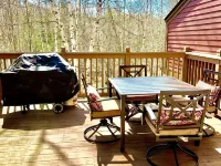 Perfect for family getaway, across from Mount Snow Mountain- Sleeps up to 12! Hotels in Dover