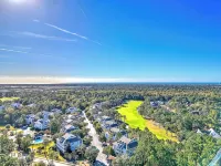 St James Hideaway: Charming 2-bedroom condo with WiFi, AC in lovely Southport - 3 estrellas