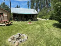 A Private, Cozy Cabin Near Bigfork for Two with a Clawfoot Tub