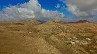 Semi-detached house in a quiet location for visiting Fuerteventura - 2-Star