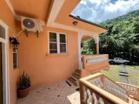 The Seclusive Mansion, Copthall - 2 étoiles