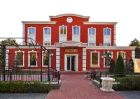 Бутикъ-отель БАРИНЪ (бывш.Лайт Отель) Отели в г. 