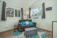 Cypress Cottage: Fabulous and Serene in Nye Beach - 4-Star