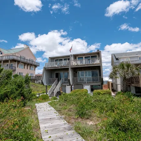 Bev's Beachfront Bungalow
