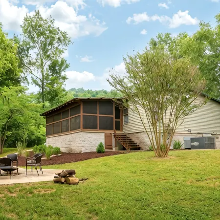 Cottage at the Creek - 4 Bedrooms