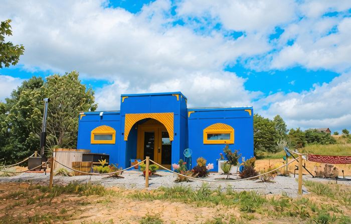 Aladdin Inspired Cabin Hot Tub Pet Friendly 3 Miles from Hocking Hills State Pk