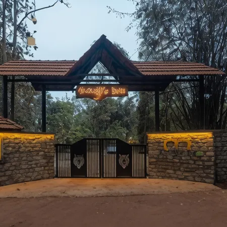 Treebo Premium Mowgli's Den, Pench Tiger Reserve, Turia