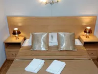 DragonFly Mini-Hotel فنادق في أوختا