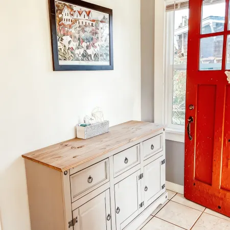 Downtown Two Bedroom Craftsman Home- 2 Minute Walk to the Plaza Отели в г. Арката