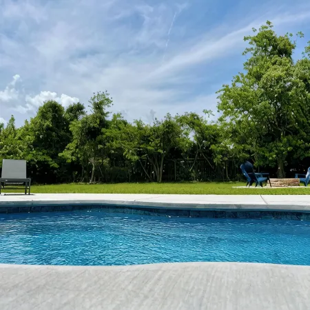 Walk to the Beach, Pool Home, Sleeps 8!