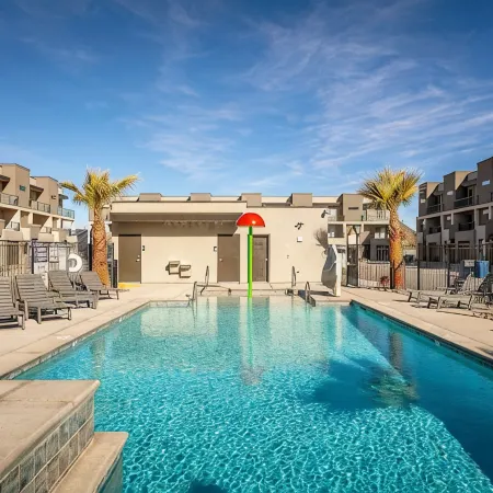 Spacious and Affordable Townhome, 5 BD/4.5 BA at The Vue in St. George