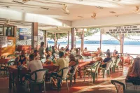 Coral Bungalows - sarapan
