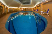 Coral Palace Hotel - Pools