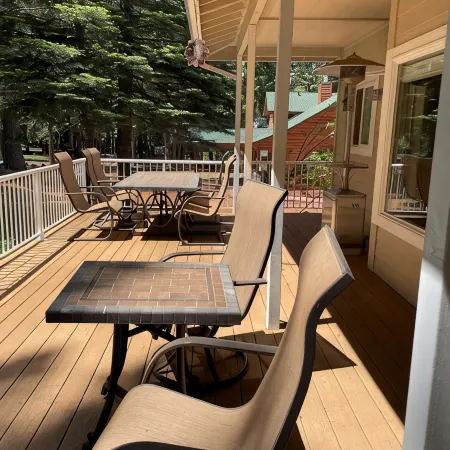 Spacious Lake Almanor West Getaway - Enjoy Everything the Lake Has to Offer