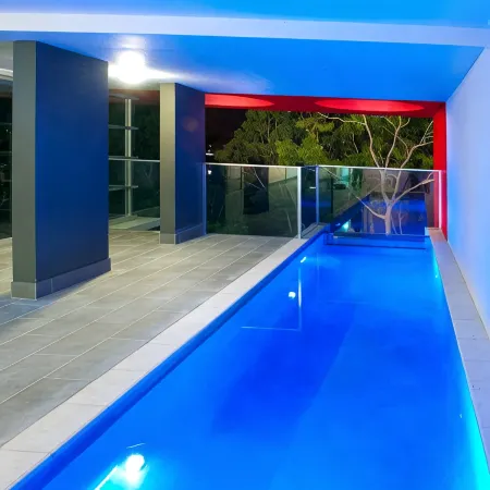 Edge Apartment Hotel