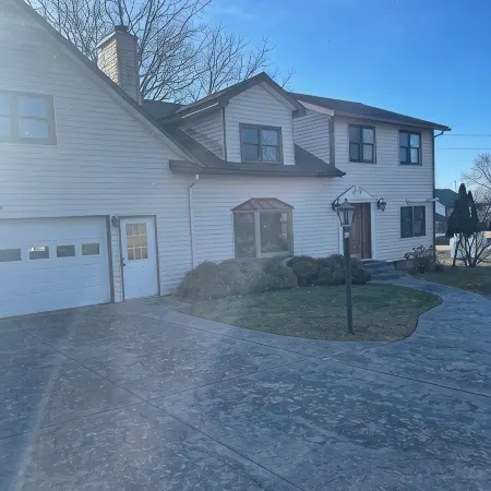 Remodeled Lake House 4 Bed/ 3 bath, Pet Friendly Enjoy Fall on Cayuga Lake!