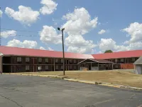 Red Carpet Inn (Formerly Royal Inn)