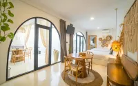 Bohemian Jogja Villas with Private Pool -  Casas de vacaciones