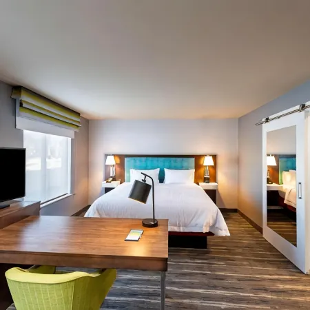 Hampton Inn & Suites by Hilton Keller Town Center Hotels in Keller