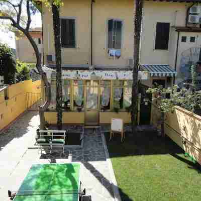 Hostel Pisa Tower Hotel Exterior