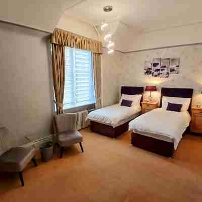 Trafford Bank Guest House Rooms