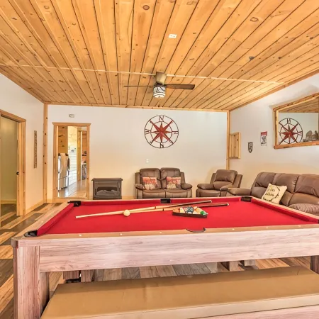 Private Cadillac Gem w/ Kayaks, Hot Tub, Pond, Pool Table and More