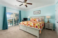 Luxurious Oceanfront B home w/pool, elevator, 6BR, steps to the sand and surf - 4-Star