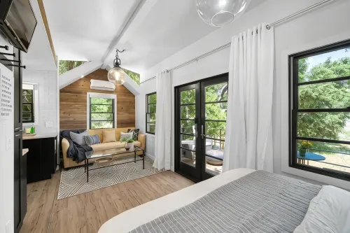 Modern Wine Country Tiny Home with Gas Fire Pit - Country Houses