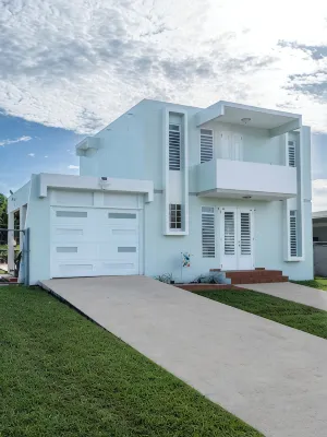 Cozy House with a Hot Tub, Solar Panels in the Stunning Beach area of Boquerón.