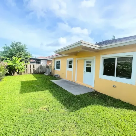 Homestead Green retreat