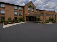 Wingate by Wyndham Livonia