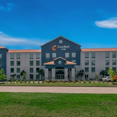 Baymont by Wyndham Conroe
