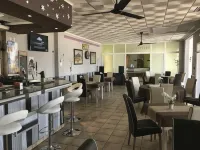Hotel Algorfa - Bed and Breakfasts