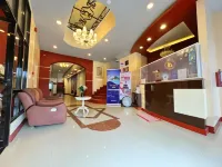 Elizabeth Hotel - Naga - موقف سيارات