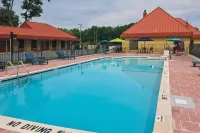 Econo Lodge Pocomoke City Hwy 13 - piscine