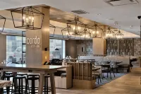 Delta Hotels by Marriott Kamloops - bar