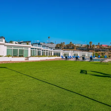 Dog-Friendly Suite with Kitchenette, Heated Outdoor Pool, Hot Tub, Terrace, AC