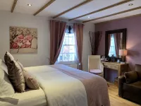 Bath House Hotel & Restaurant