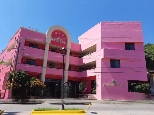 Hotel Tamazunchale - Pet friendly