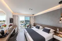 Pavlo Napa Beach Hotel